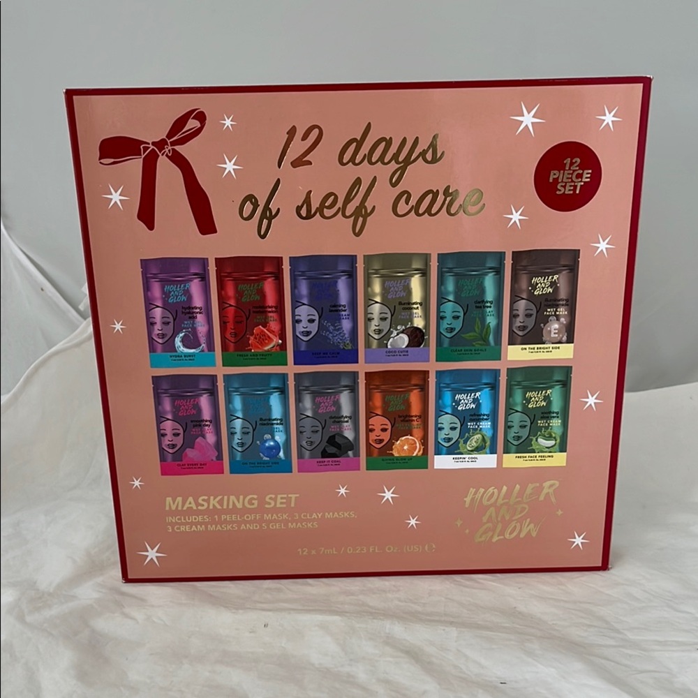 Holler and Glow 12 Days of Self Care Masking Set - Multicolor